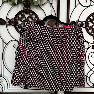 Tail White Label Stylish Black and Pink/Coral Women's Golf Skort Sz L, EUC